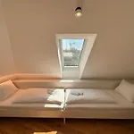 Crown Luxury 2br In Downtown 公寓