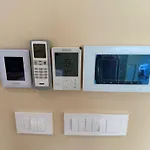 Crown Luxury 2br In Downtown 公寓 *