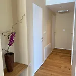 Crown Luxury 2br In Downtown * 卢布尔雅那