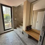 Crown Luxury 2br In Downtown 公寓