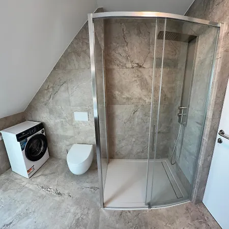 Crown Luxury 2br In Downtown * Liubliana