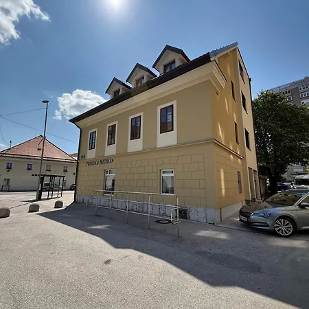 Crown Luxury 2br In Downtown Lejlighed *