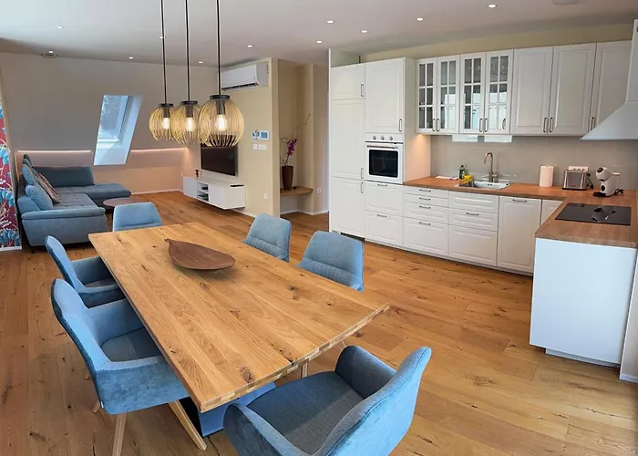 Crown Luxury 2br In Downtown * Liubliana