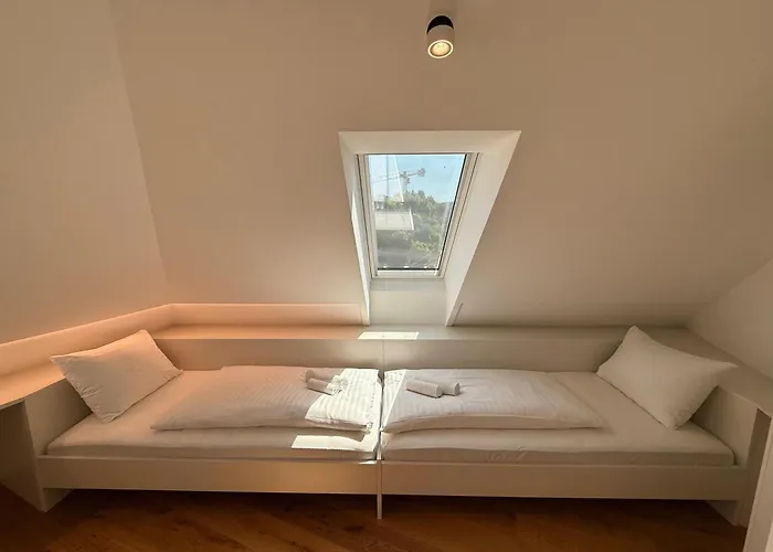 Crown Luxury 2br In Downtown Apartamento