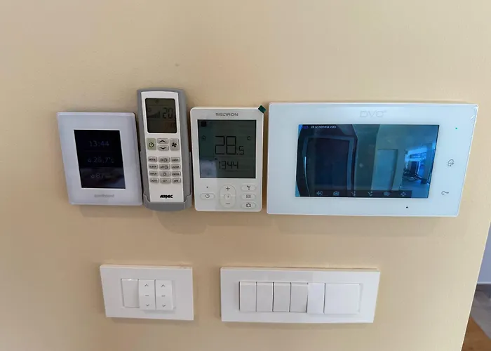 Crown Luxury 2br In Downtown Apartamento *