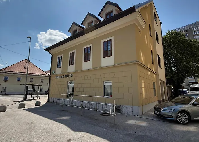 Crown Luxury 2br In Downtown Apartma *