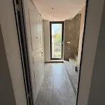 Crown Luxury 2br In Downtown Apartman *