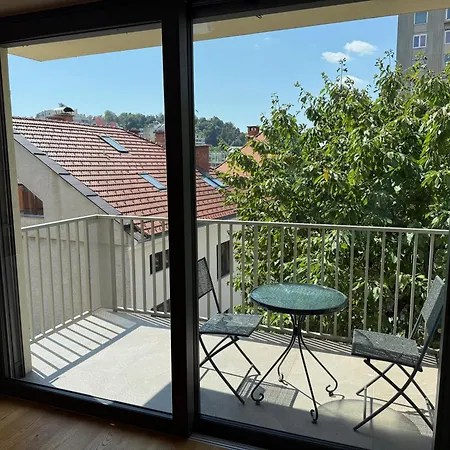 Crown Luxury 2br In Downtown * ليوبليانا